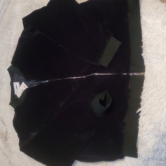 Faux Fur Bomber (Men's XXL) - Picture 8 of 10